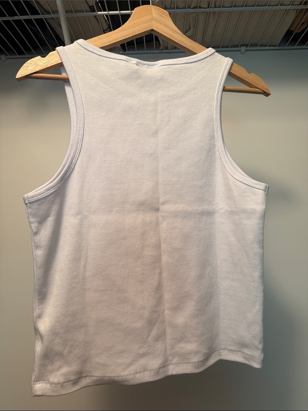 Von Dutch White Ribbed Tank with Black Label - Picture 3 of 3